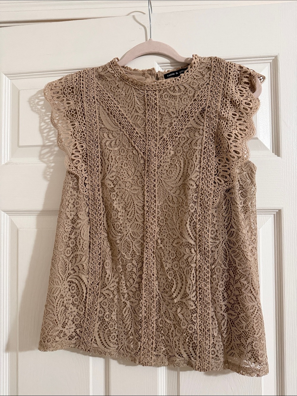 Cable & Gauge Beige Lace Ruffle Sleeve Camisole